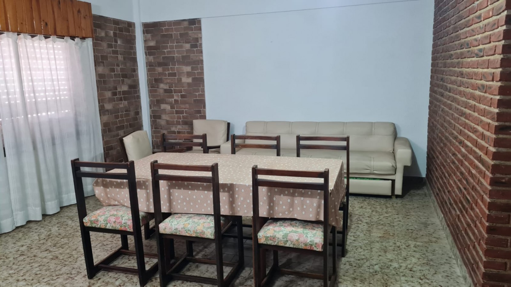 DEPARTAMENTO AL FRENTE