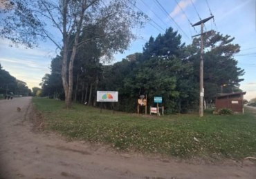 HERMOSO LOTE EN ESQUINA